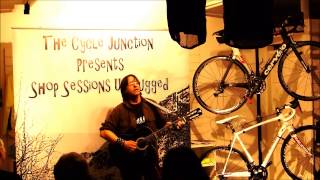 Jonathan Tarplee performing his song Beachcombing live & unplugged.