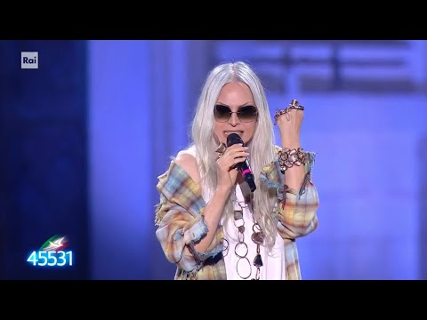 Anna Oxa - "Un'emozione da poco" - Una voce per Padre Pio 28/06/2025