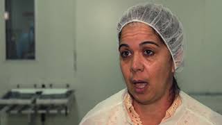 La preparación de materiales asépticos para los procesos de producción de parenterales de bajo volumen.