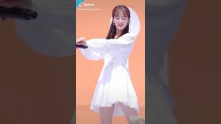 Tik Tok gái xinh nhảy sexy lộ hàng   Tik Tok