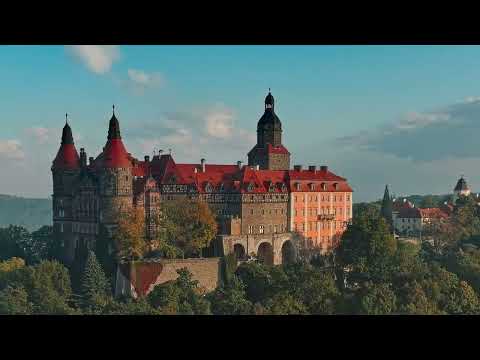 Zamek Książ budzi się nowy dzień #drone