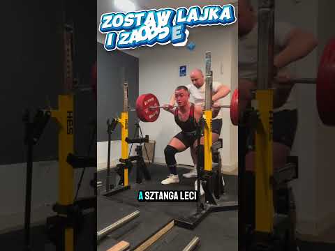 Jak Nie Asekurować Podczas Przysiadu #fitness #gym #trending #wkdzik
