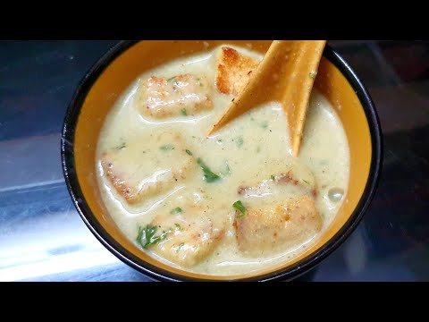 Italian Garlic Soup with Croutons