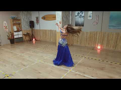 Alba Bérmudez ( 16 years ) Spanish bellydancer