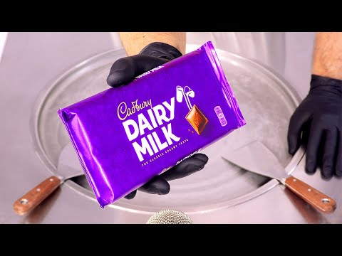 Come preparare i rotoli di gelato al cioccolato al latte CADBURY | ASMR (non si parla)