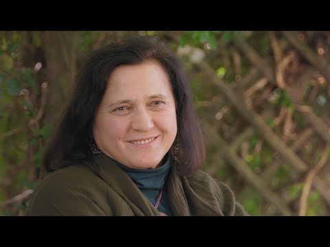 Maszk nélkül – Petrás Mária népdalénekes, keramikusművész