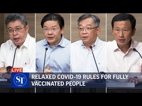 Workers in healthcare, F&B, public sector must be vaccinated or do Covid-19 self-tests from Oct 1 | The Straits Times