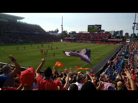 Sebastian Giovinco scores incredible freekick goal