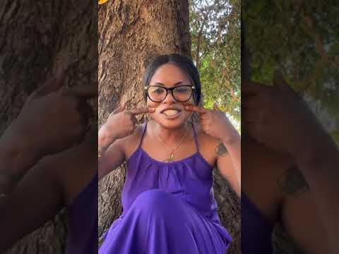 Black Nadia namoaka ny tao ampony