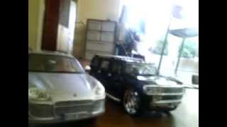 Porsche Cayenne Turbo e Black Hummer  destruindo no som  automotivo