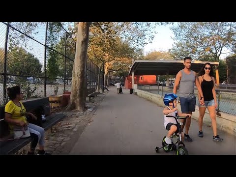 DYKER HEIGHTS 2019 - Dyker Beach Park and Dyker Beach Golf Course - Walking Video Brooklyn NY