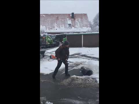 Stihl KMA 130 R mit Kehrbürste KM KB