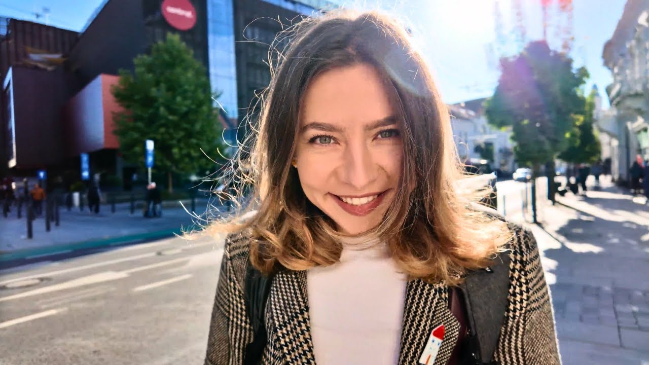 Am plecat la TARG la NEGRENI si am ajuns in HANOI | + Vizita la BUNICA la TARA