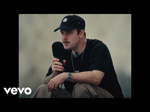 Mackenzy Mackay - Postcards (Acoustic Version)