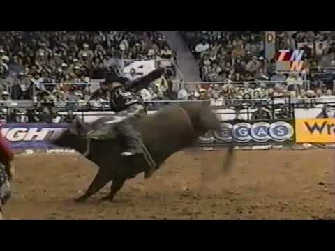 Mudslinger bucks Jaron Nunnemaker - 01 PBR Albuquerque