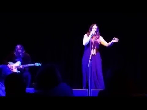 Karise Eden. Man's World. Flying Saucer Club, Elsternwick. 2016.