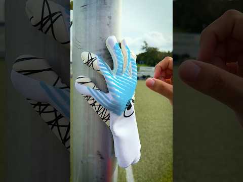 These gloves feel ILLEGAL 🥵