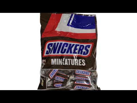 Lots of candies | lots of snickers miniatures