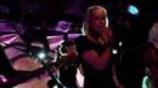 Tilly & The Wall - "Sing Songs Along"