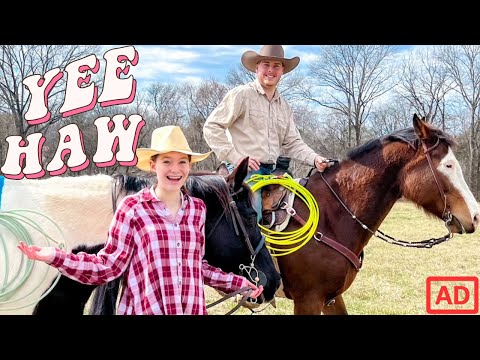 Cowgirl Addy Tries Western Riding !!