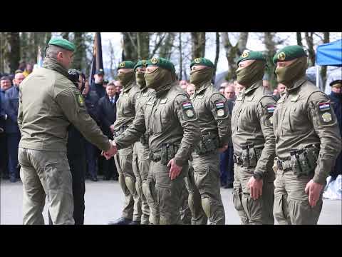 Novim pripadnicima ATJ Lučko svečano uručeni amblemi Specijalne policije