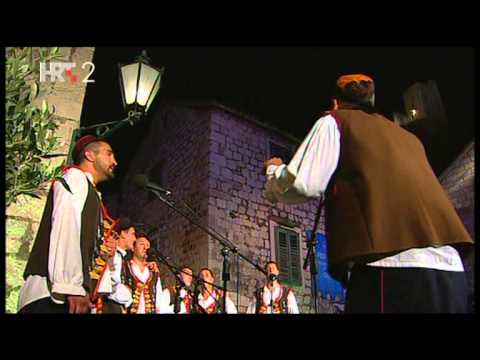 Predivo je prela - Klapa Bunari - FDK 2013