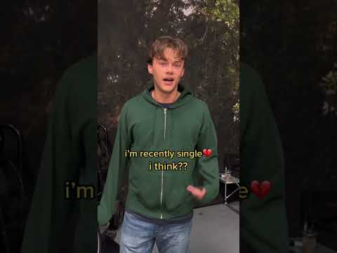 Belly = Lindsay? 😳 | The Summer I Turned Pretty