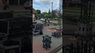 Budowa sceny przy OCK. Niezwykły koncert już jutro!