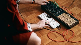Video thumbnail for Meng Qi Wing Pinger & OP1 Field // Welcome to my synthetic dojo by Dexba
