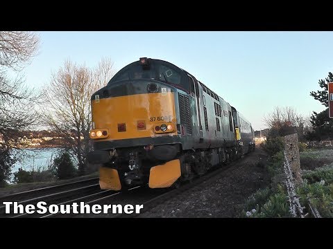 Europhoenix 37608 "Andromeda" hauling SWR livery 442419 at Poole 01/02/2018