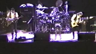 Jethro Tull - &quot;Pibroch / Pussy Willow&quot; instrumental Live In Sao Paolo 1990