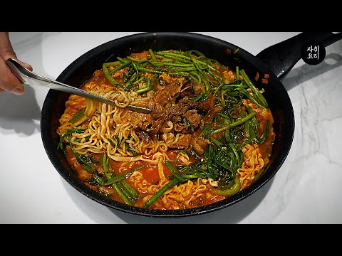 요즘 SNS에서 핫한 라면 먹는 방법