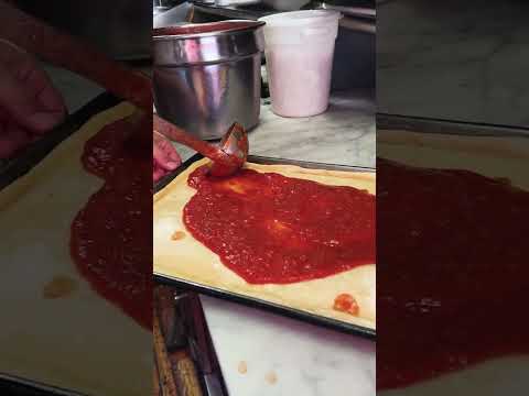 The History of Sicilian Pizza