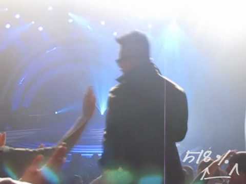 100523 fancam taeyang on gummy's concert