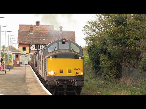 Rail Operations Group 37608 thrashes out of Cromer with 3S01 RHTT