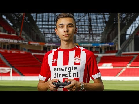 LIVE | FIFA 18 FANS VS STEFANO PINNA