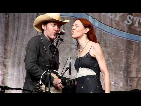 "Six White Horses" Gillian Welch and David Rawlings at HSB 2011