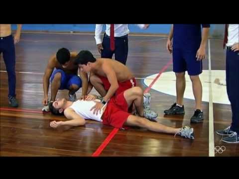 Tomás Acorda Após Cotovelada De Binho, Pedro, Miguel, Diego e Binho Brigam em HD