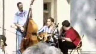 Michael Cleveland in flatpick contest