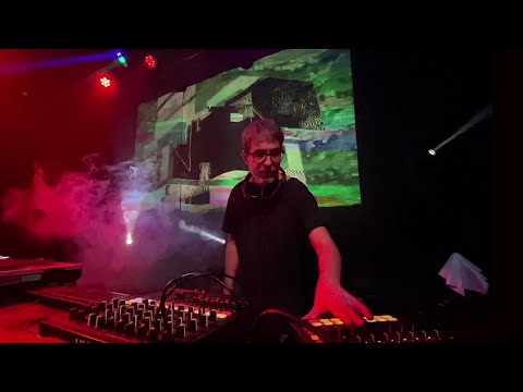 Pheek (live set) @ BeatVU Sessions (minimal techno / tech-house)