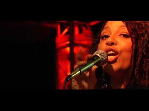 Papik Ft Wendy D Lewis | Sunny