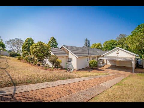 Fabulous family home with 3 bedrooms 2 bathrooms and study in upmarket Noordheuwel