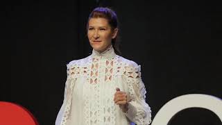 Nail it, Scale it, Sail it - an entrepreneurial journey | Loredana Pădurean | TEDxCluj video
