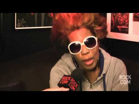 MACY GRAY Talks About Bobby Brown, Velvet Revolver & The Sellout With Martini Beerman & Rock.com