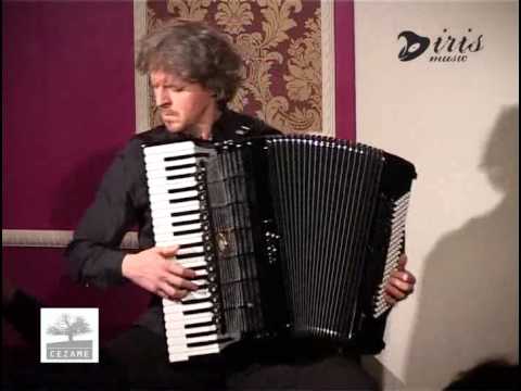 Frédéric Daverio plays his musics(