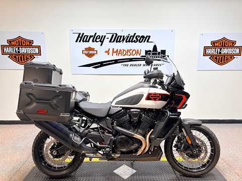 2026 Harley-Davidson® Pan America 1250 Limited White Onyx Pearl