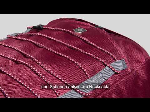 victorinox essentials laptop backpack