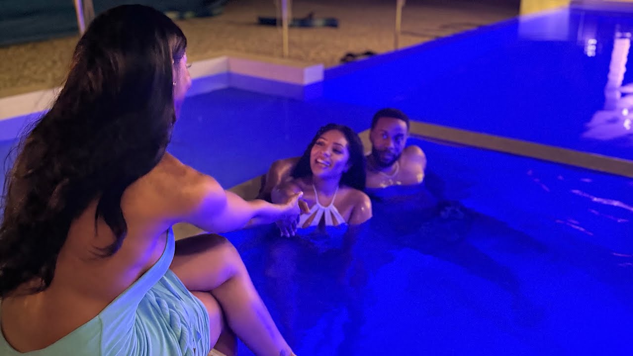 Domini asks Candace how she got in so good with the Wayne family