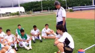 preview picture of video 'Último día del Campamento Real Madrid San Joaquin 2012 en Futbol para Compartir'