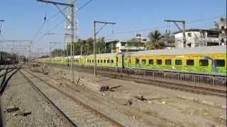 preview picture of video '22210 Newdelhi-Mumbai Central Duronto Express skipping Virar'